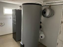  &nbsp;&copy;&nbsp;Jan Straub